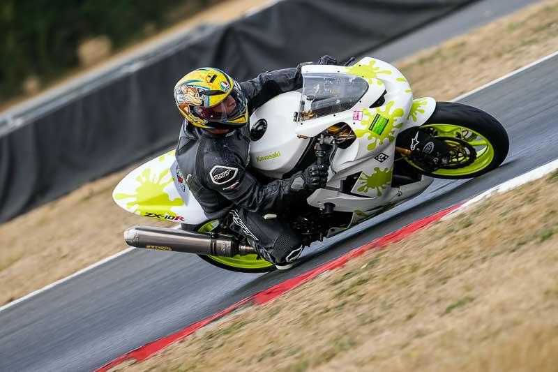 enduro digital images;event digital images;eventdigitalimages;no limits trackdays;peter wileman photography;racing digital images;snetterton;snetterton no limits trackday;snetterton photographs;snetterton trackday photographs;trackday digital images;trackday photos